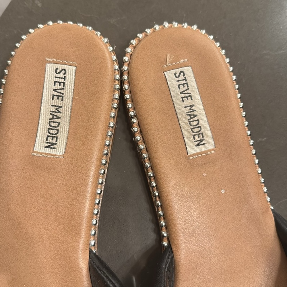 Steve Madden Sandals - Picture 2 of 3